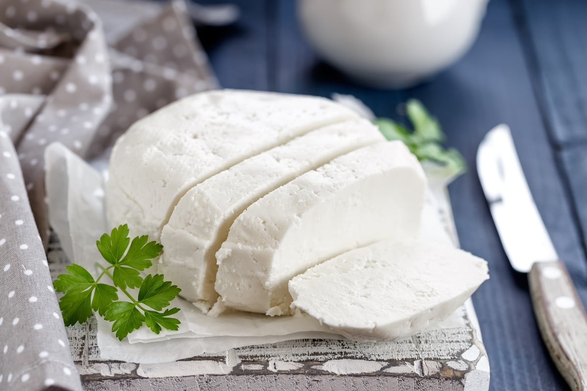 Käse aus Milch und Schmand selber machen