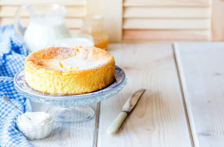 Käsekuchen mit Honig und Ricotta
