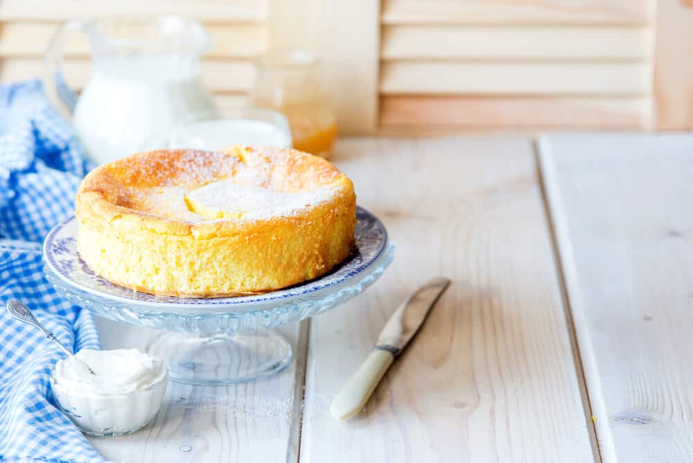 Käsekuchen mit Honig und Ricotta