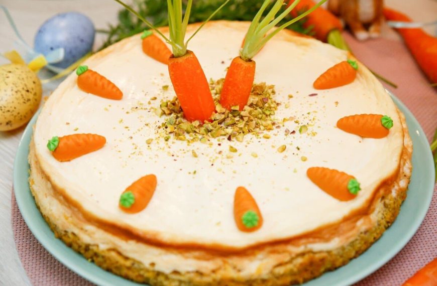 Käsekuchen mit Karottenboden – Osterkuchen mit Quark, Karotten und Nüssen