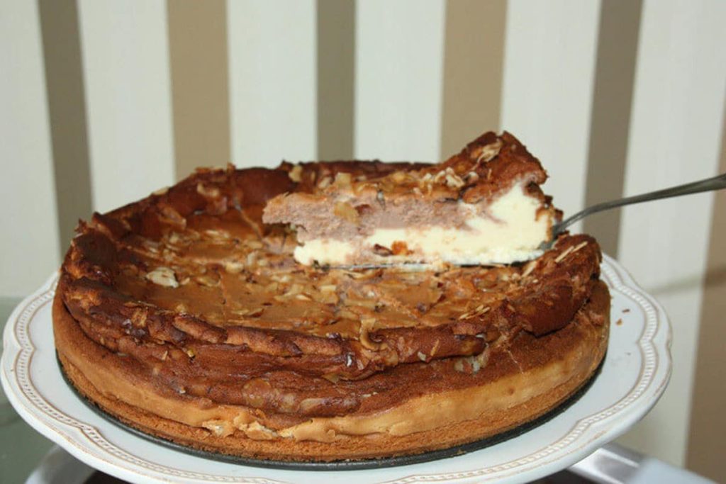 Käsekuchen ohne Boden mit Schokolade