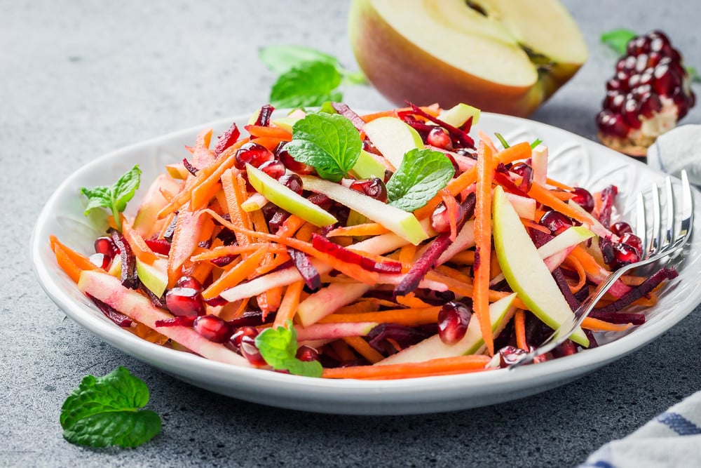 Karottensalat mit Apfel und rote Beete