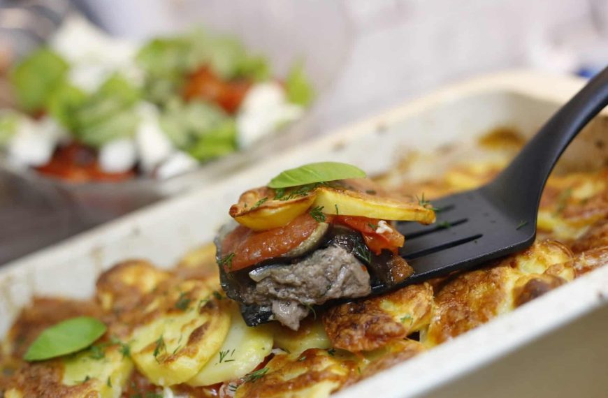 Kartoffelgratin mit Hackfleisch, Auberginen und Tomaten