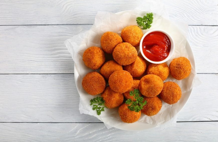 Knusprige Kartoffelbällchen mit Mozzarella