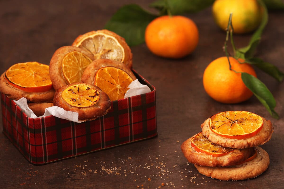 Knusprige Makronen Kekse mit Mandarinen und Mandeln