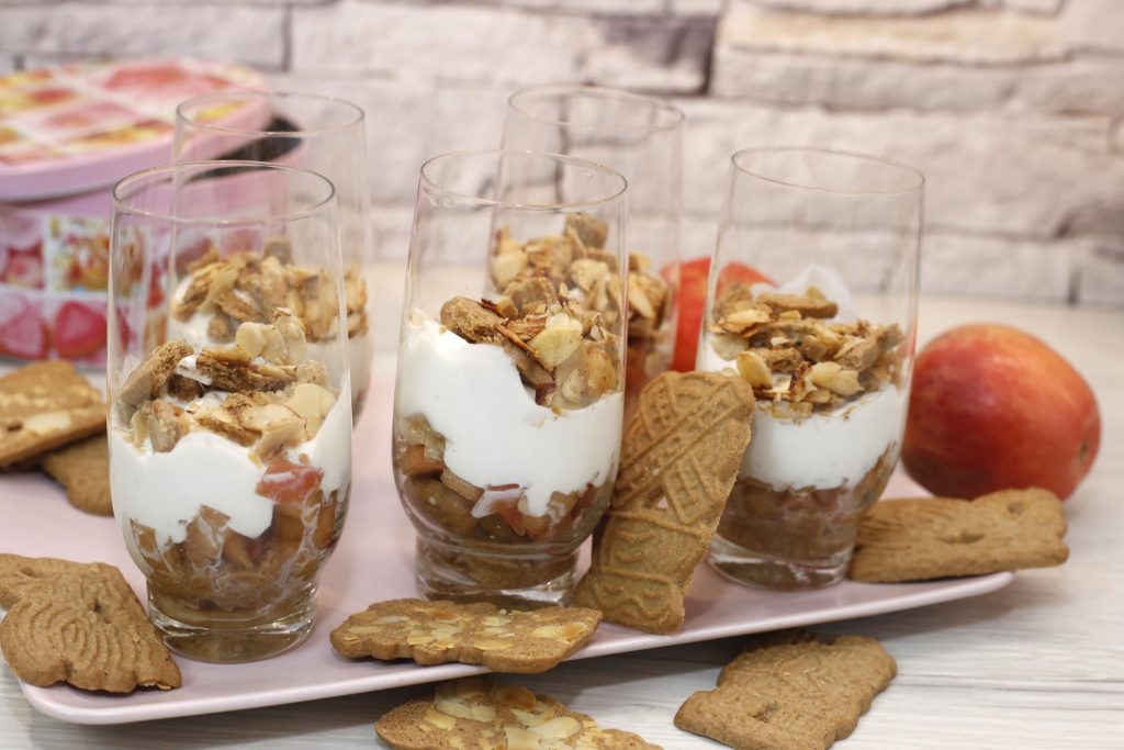 Knuspriges Bratapfel Tiramisu mit Quark
