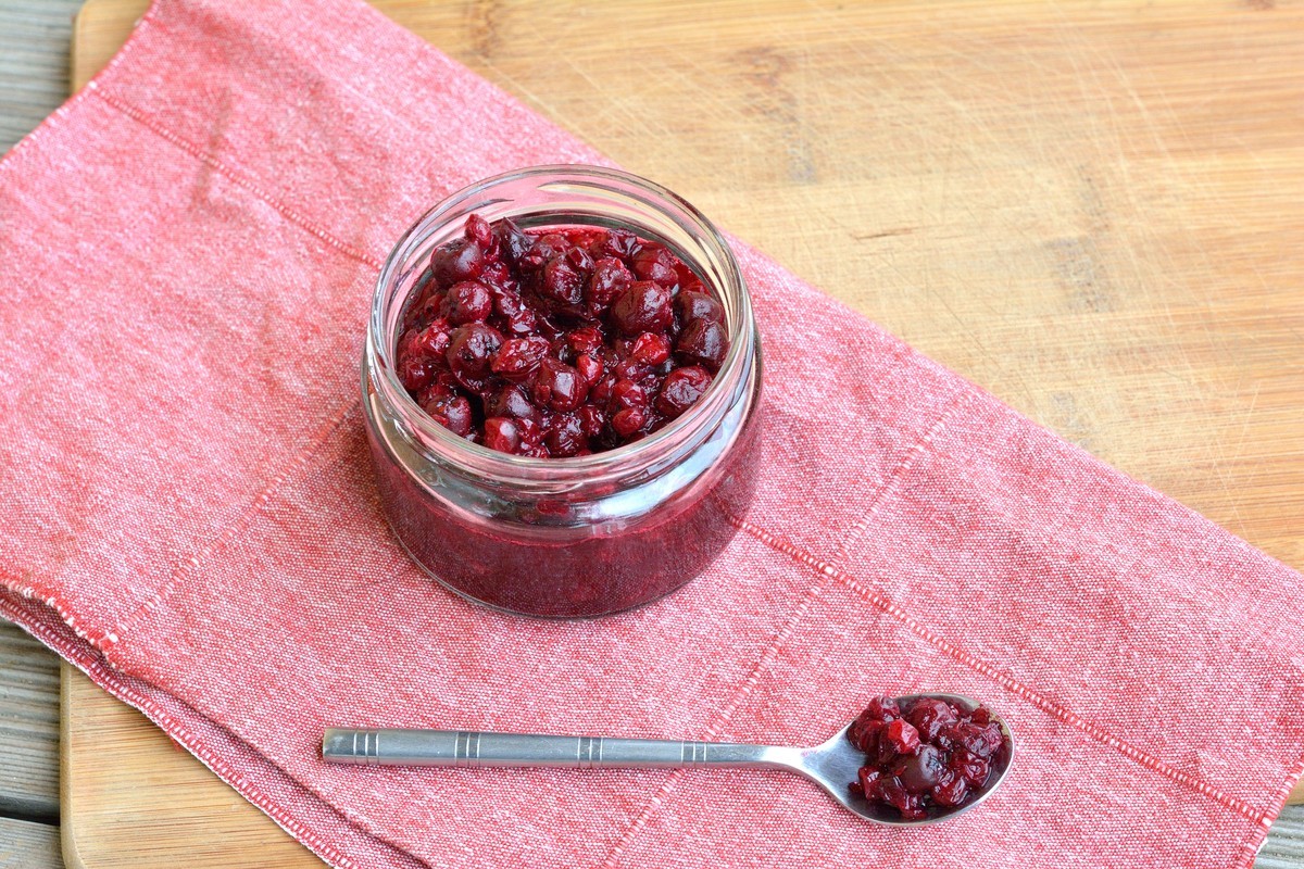 Köstliche Preiselbeermarmelade zum Tee selber machen