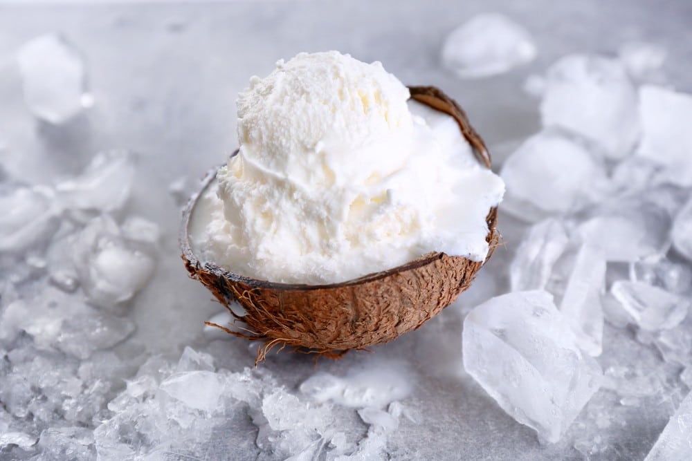 Kokoseis aus Kokosmilch mit Vanillezucker selber machen