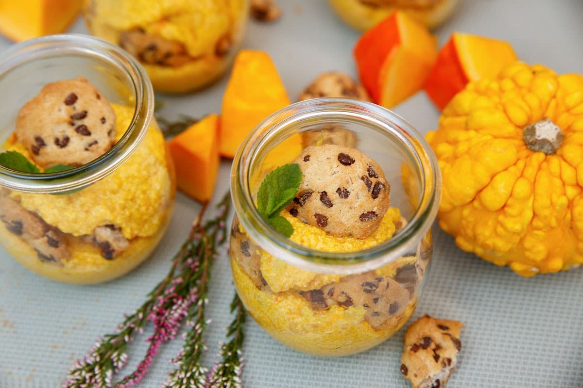 Kürbis Dessert mit Mascarpone und Cookie Keksen