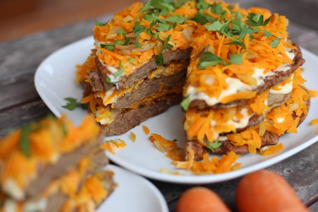 Lebertorte mit Karotten