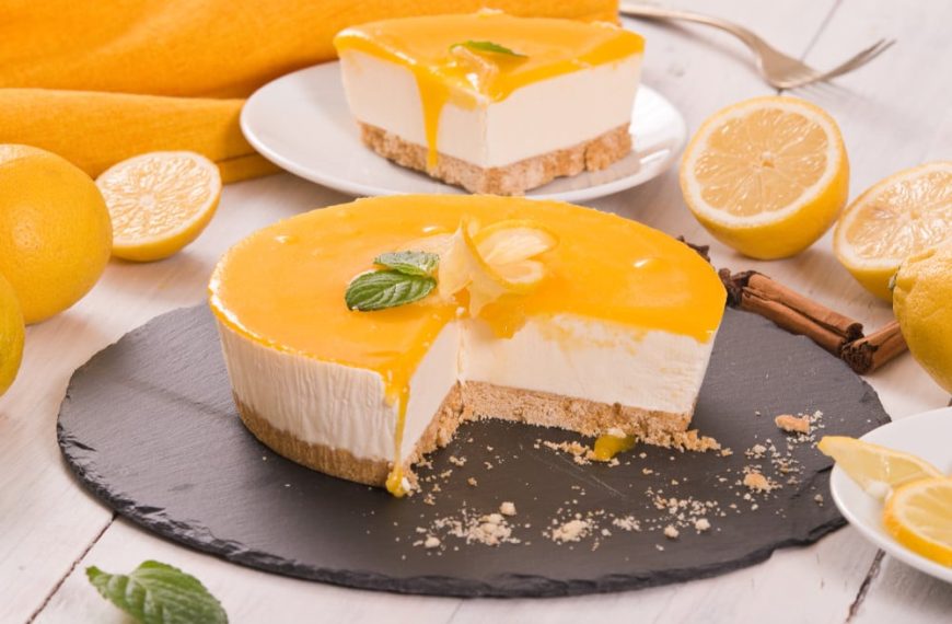 Lemon Cheesecake mit selbstgemachten Lemon Curd