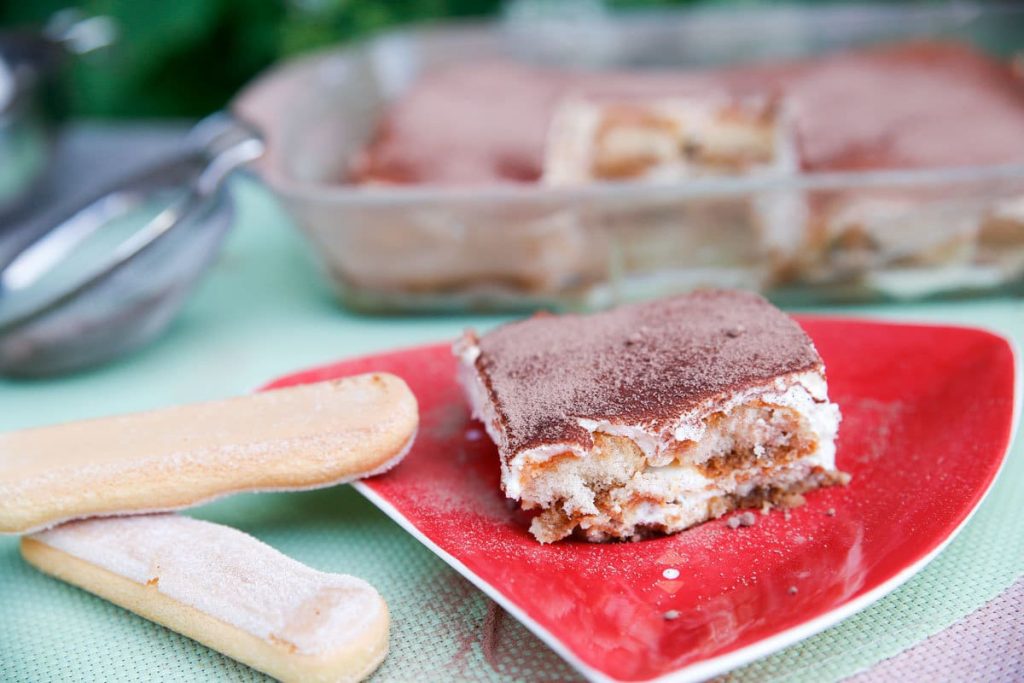Lockeres Tiramisu ohne Ei mit Mascarponecreme und Amaretto