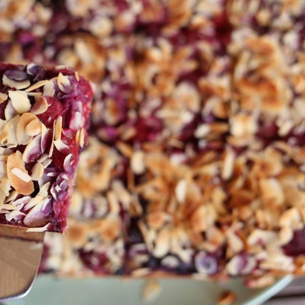 Low Carb Mandelkuchen mit Himbeeren ohne Mehl