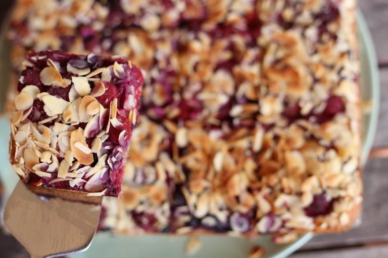 Kokosliebe pur: Low Carb Raffallo-Kugeln einfach gemacht