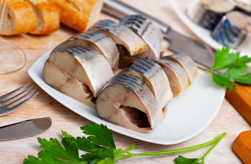 Makrele selber einlegen – Rezept für gesalzene Makrele
