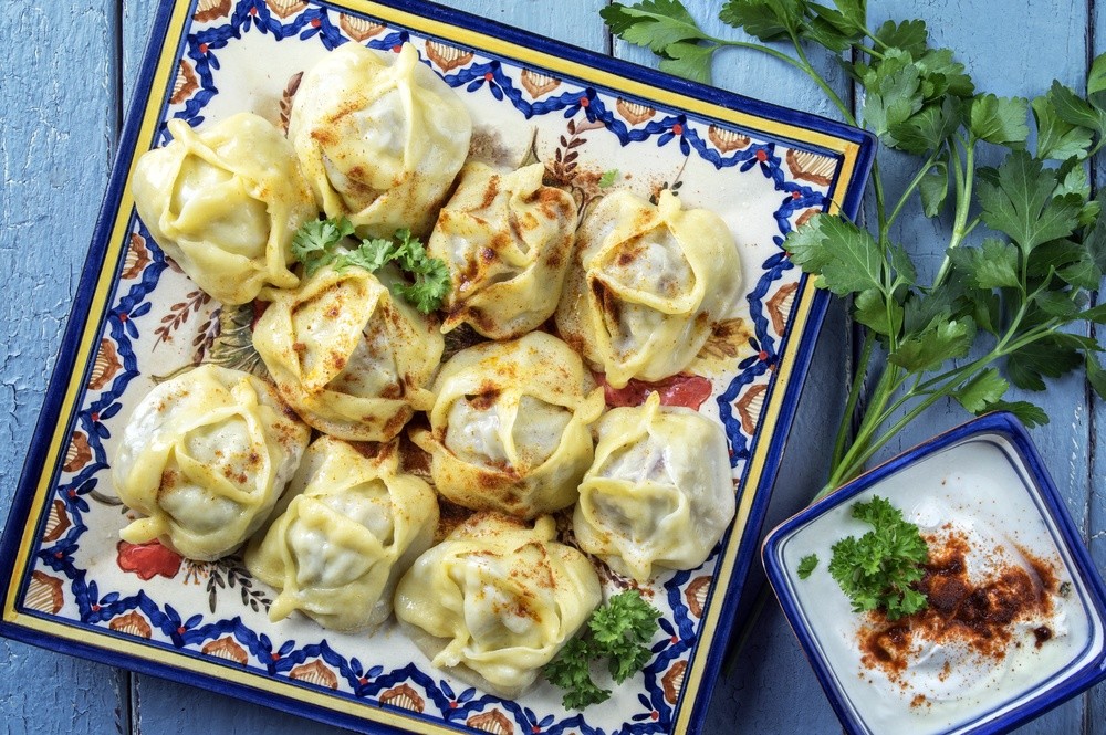 Manti mit Fleisch und Zwiebeln nach Usbekischer Art