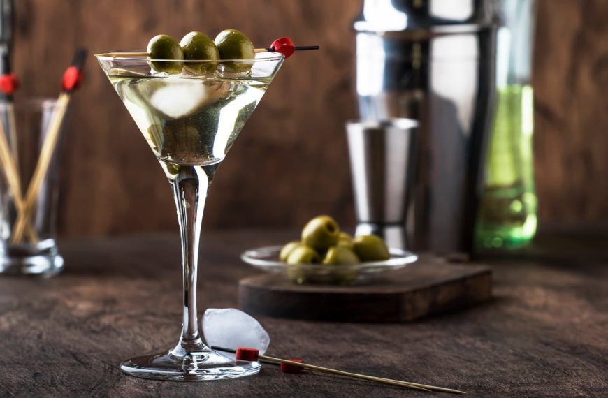 Martini Cocktail mit Vodka und Wermut