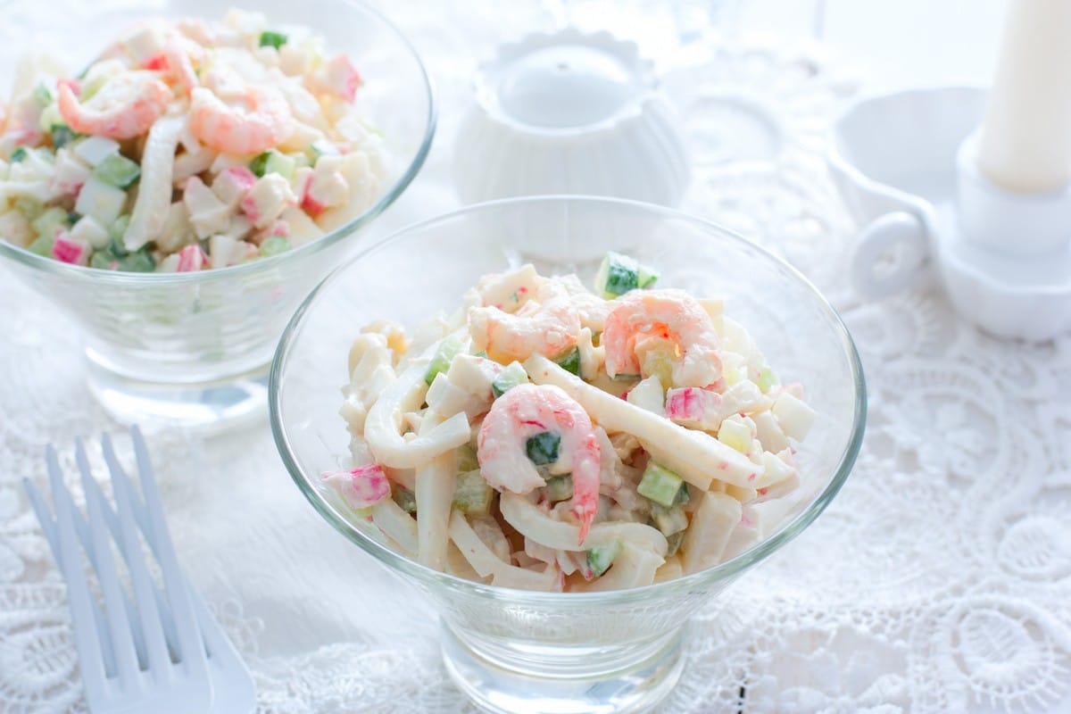 Meeresfrüchte Salat mit Krabbenstäbchen