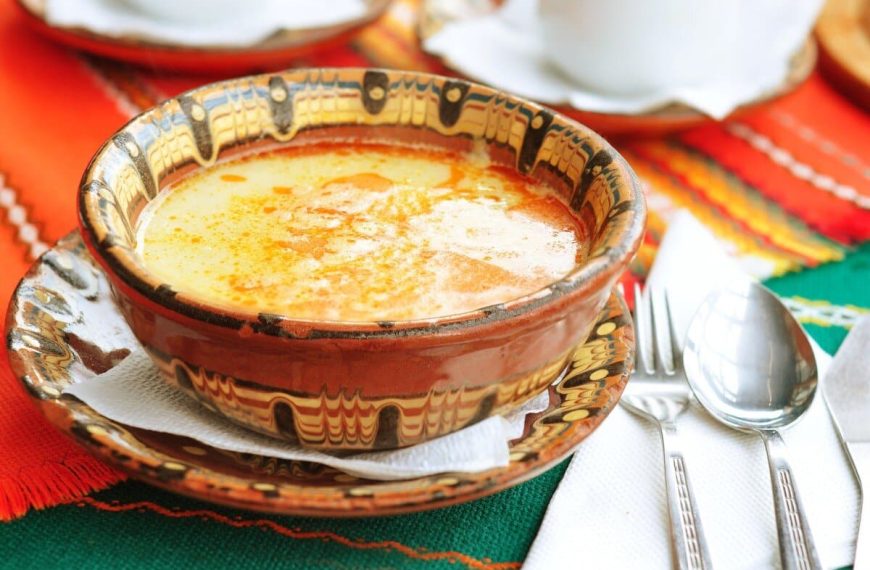 Nahrhafte Shkembe Chorba Suppe – Bulgarische Kuttelsuppe