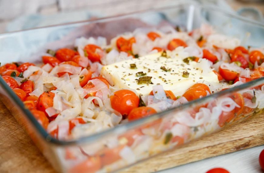 Ofenfeta Pasta mit Tomaten und Konjaknudeln