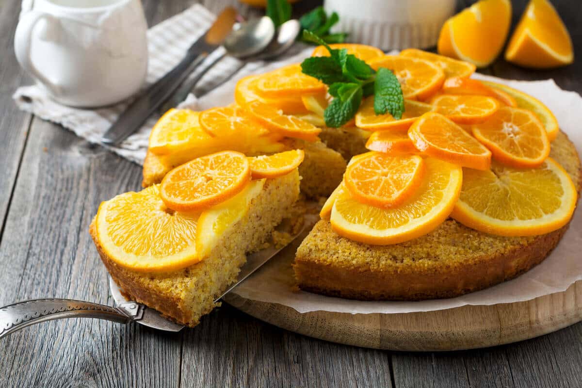 Orangenkuchen mit Mandeln und Polenta – Aromatischer Kuchen