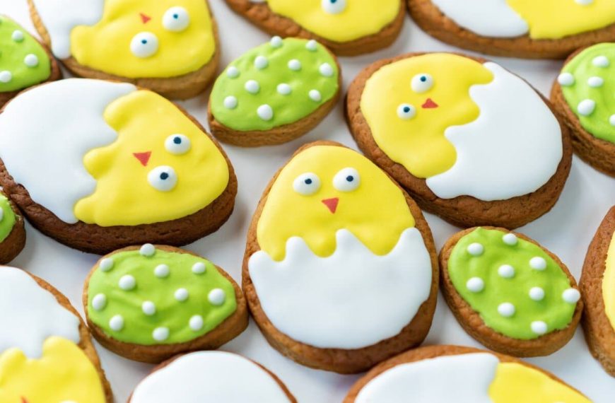Osterplätzchen Eier mit Küken – Mürbeteigplätzchen zu Ostern backen