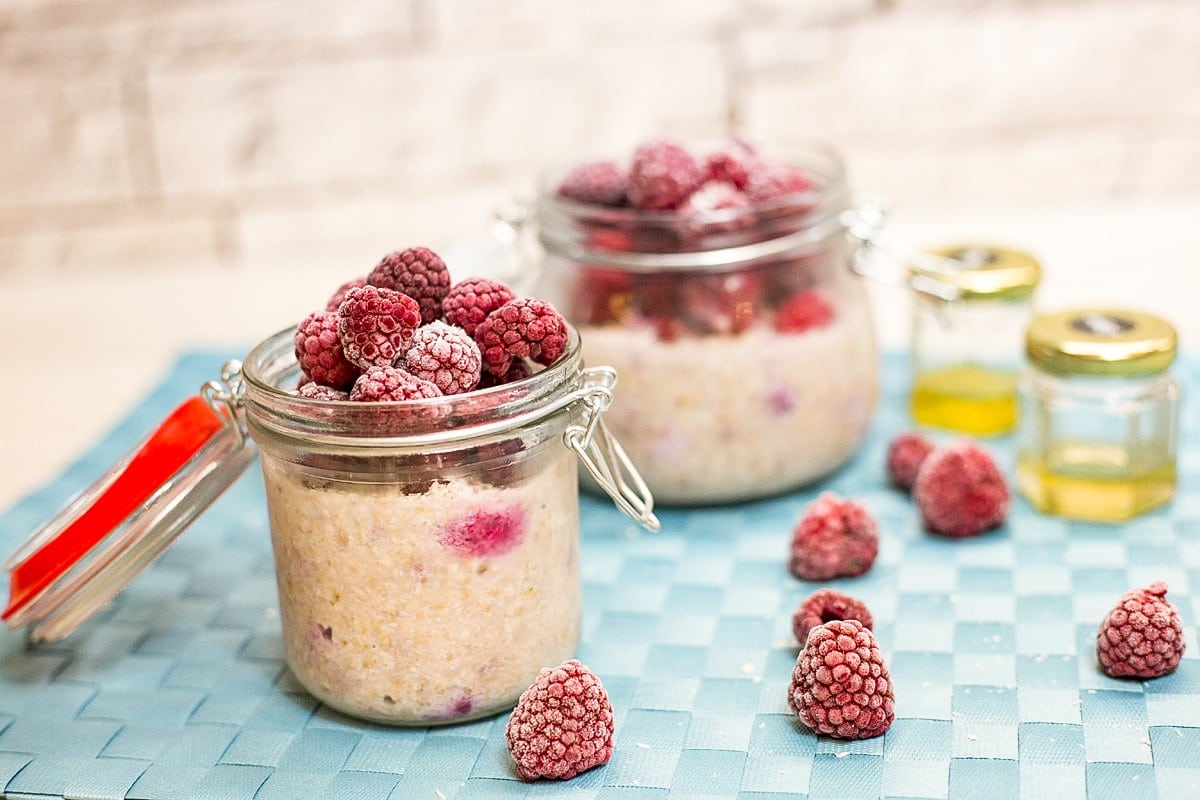 Overnight Oats mit Himbeeren