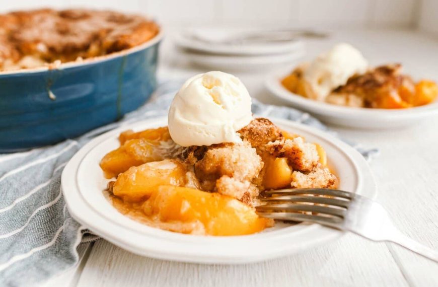Peach Cobbler Auflauf – Dessert mit Dosenpfirsichen