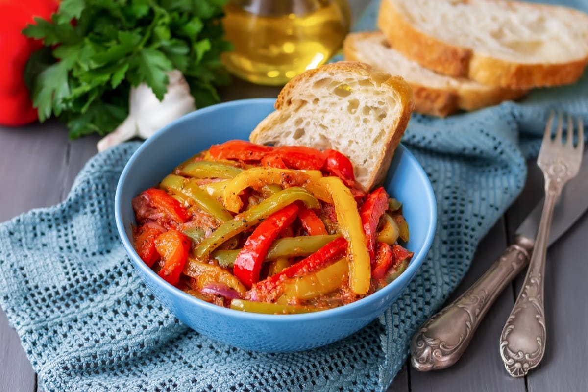 Peperonata – Paprikagemüse mit Tomaten