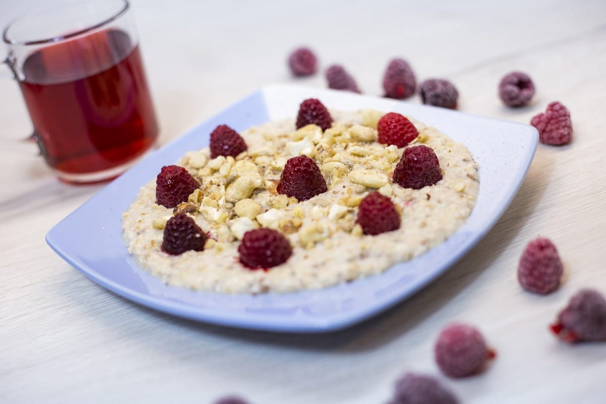 Porridge mit Milch