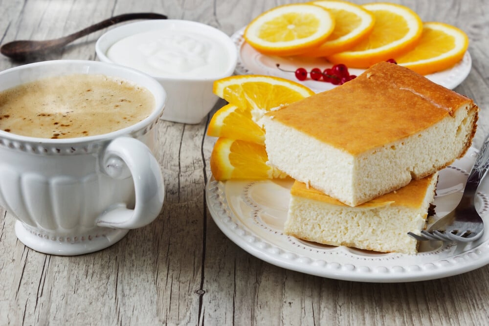 Quarkauflauf mit körnigem Frischkäse und Grieß