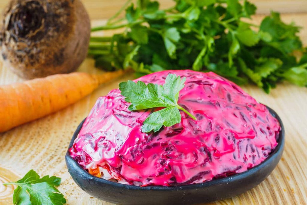 Rote Beete Schichtsalat mit Gemüse
