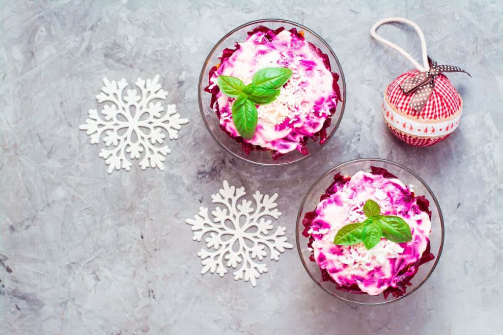 Russischer Schichtsalat mit Hering
