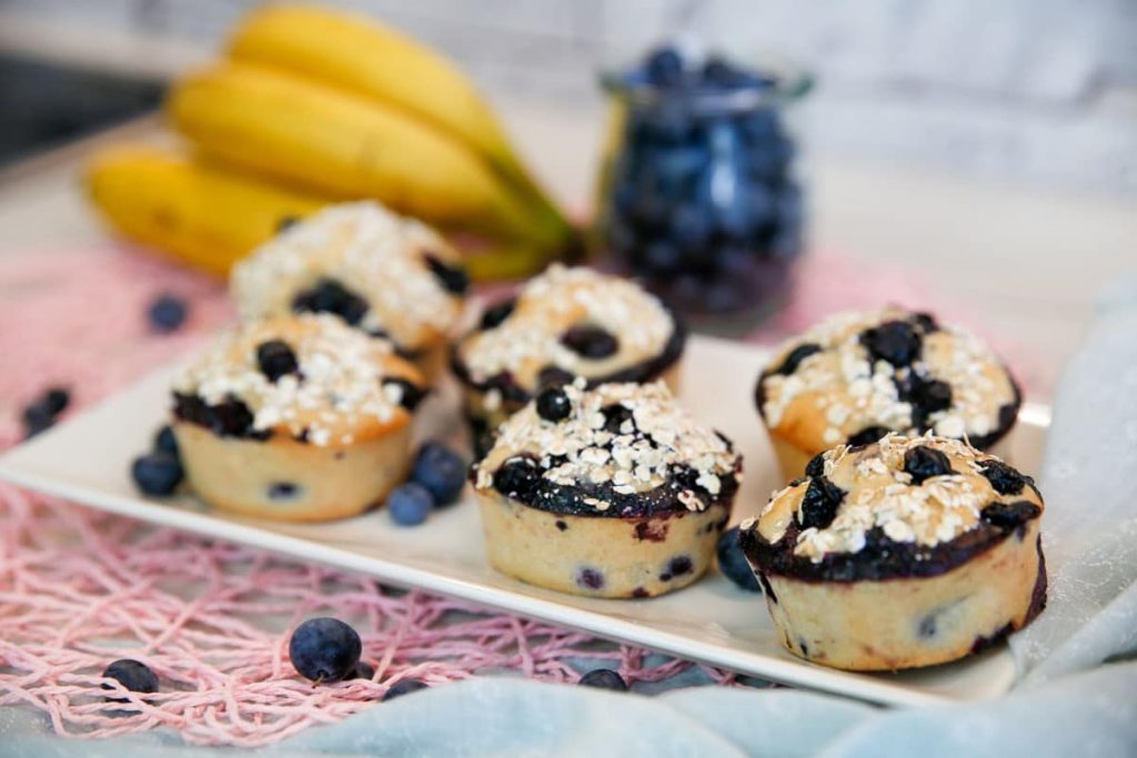 Saftige Blaubeermuffins mit Vanille und Saurer Sahne