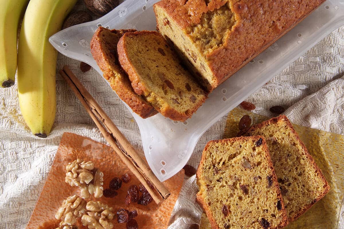 Saftiger Bananenkuchen mit Walnüssen