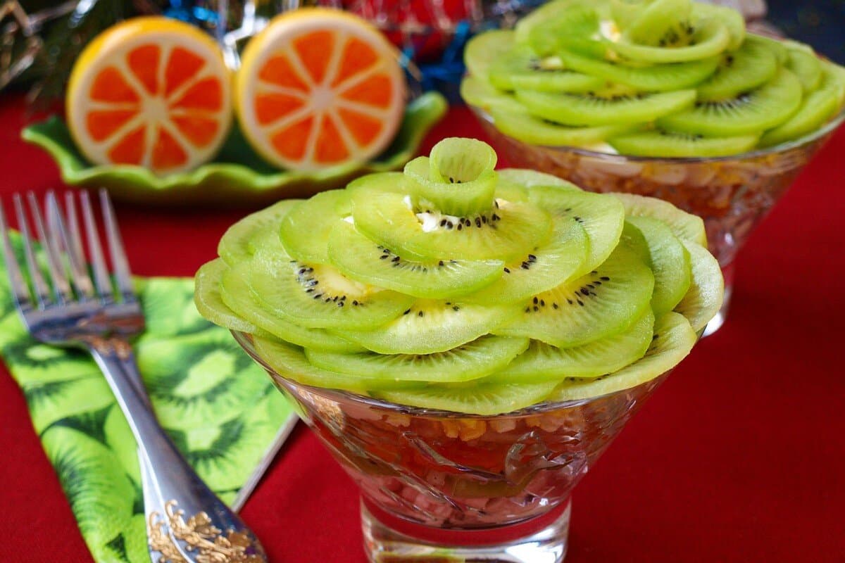 Schichtsalat mit Kiwi