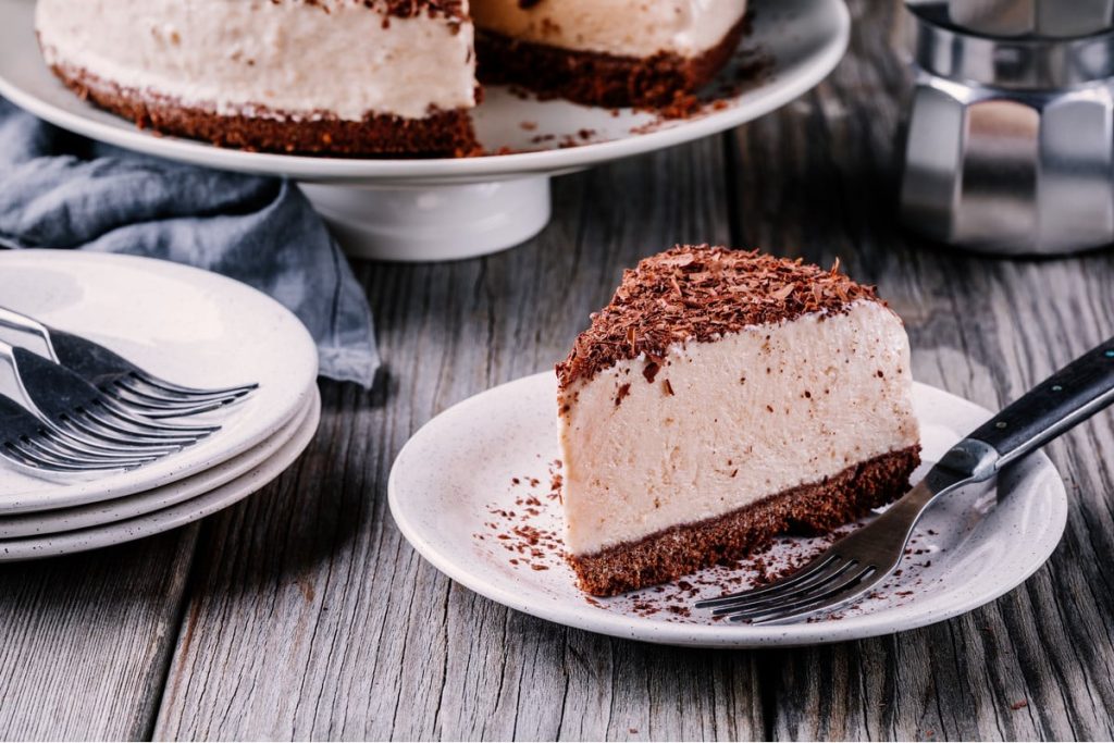 Erdbeerkuchen mit Quark und Keksboden ohne Backen