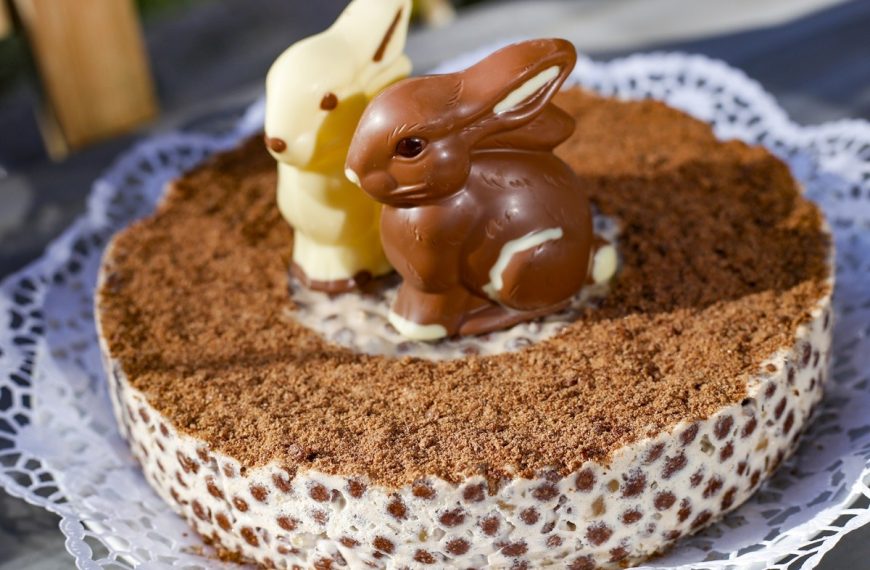 Schnelle Torte ohne Backen mit Rice Crispy und Erdnüssen –…