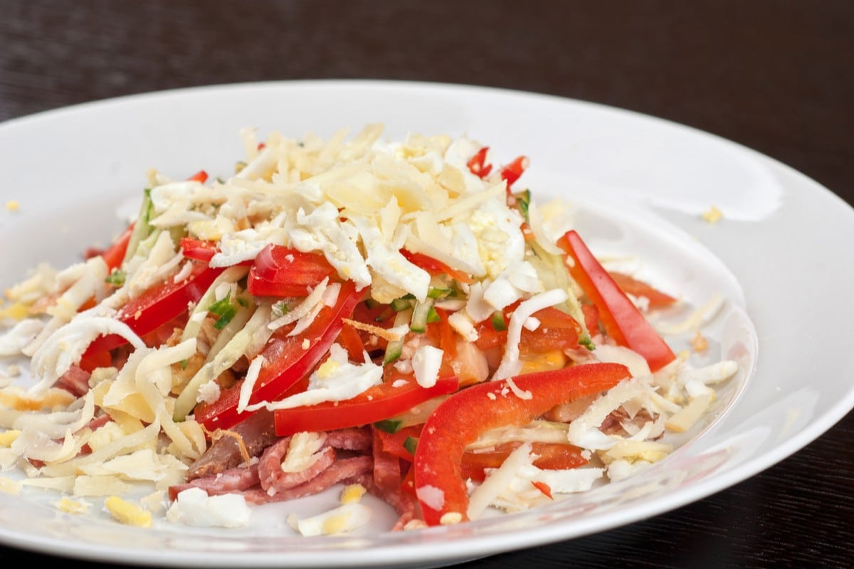 Schneller Wurstsalat mit Eiern