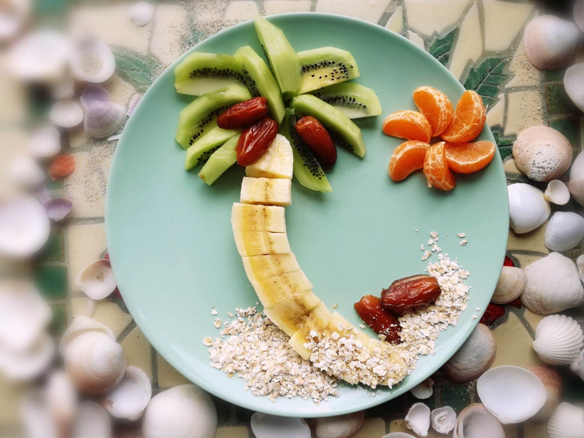 Schnelles Obstdessert Palme für Kinderparty