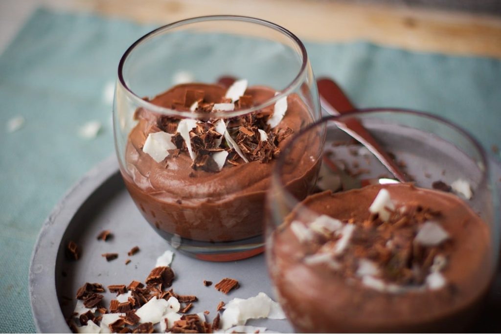 Schokoladen Mousse aus Zartbitterschokolade mit Milch