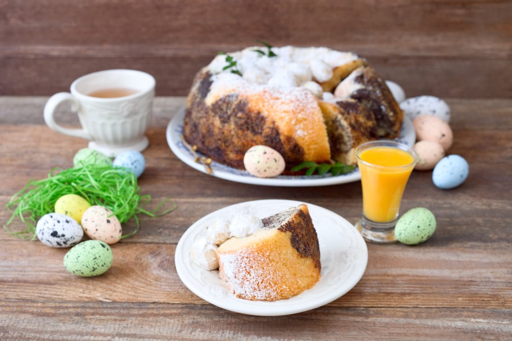 Schokoladiger Eierlikörkuchen mit Kakao zu Ostern