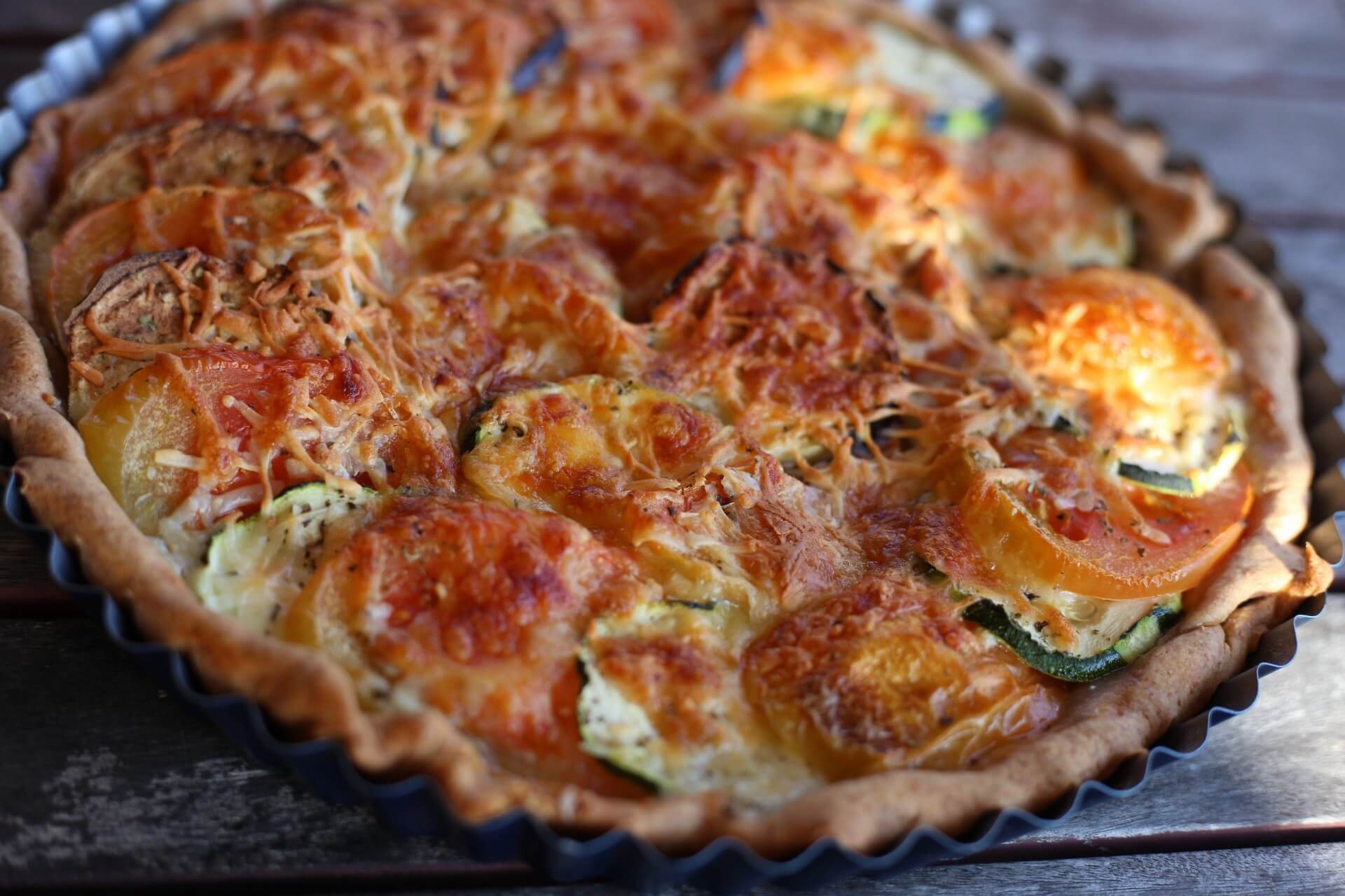 Sommerliche Tarte mit Zucchini