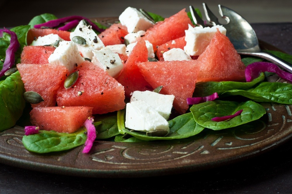 Sommersalat mit Wassermelone und Feta