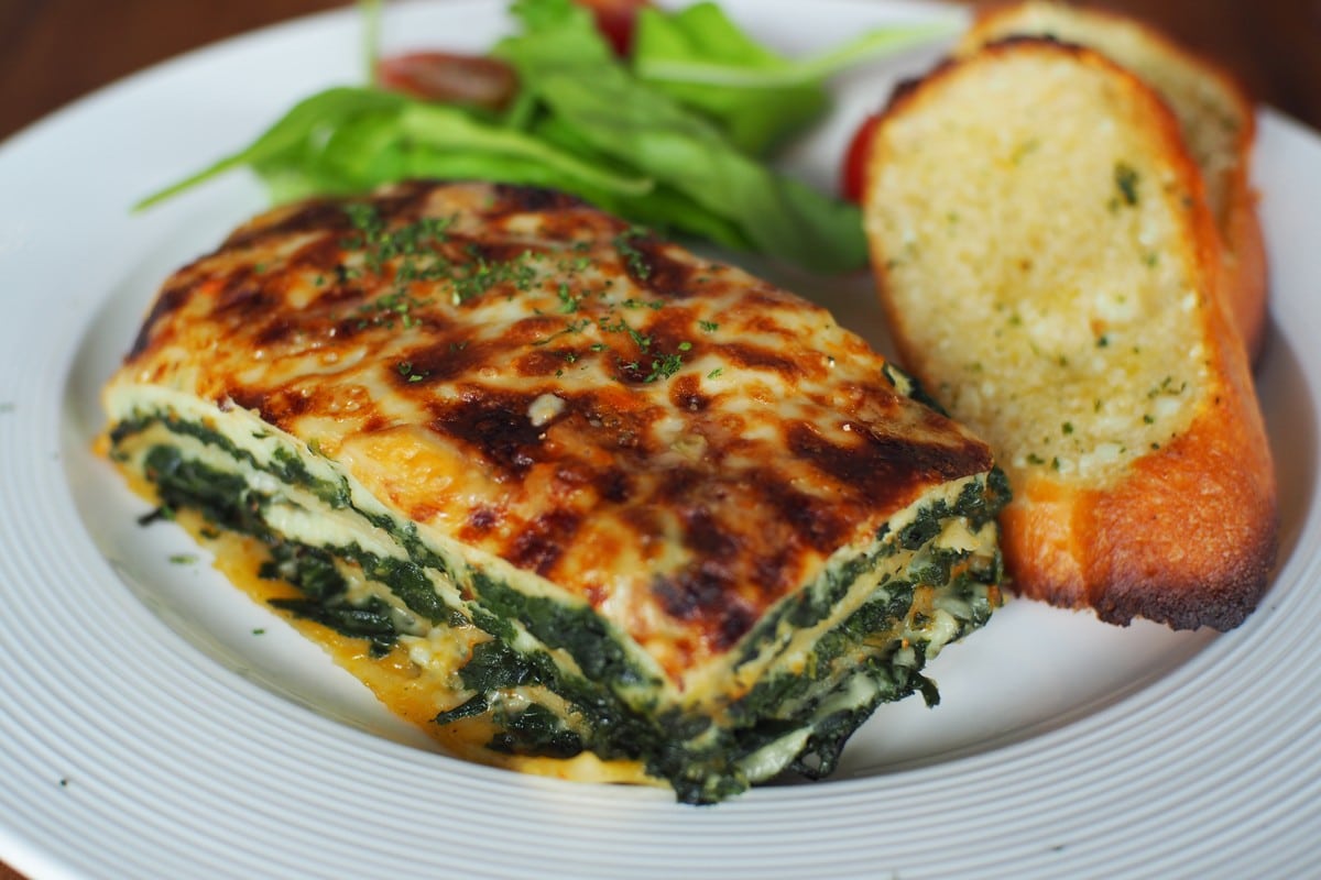 Spinatlasagne mit Quark und Parmesan