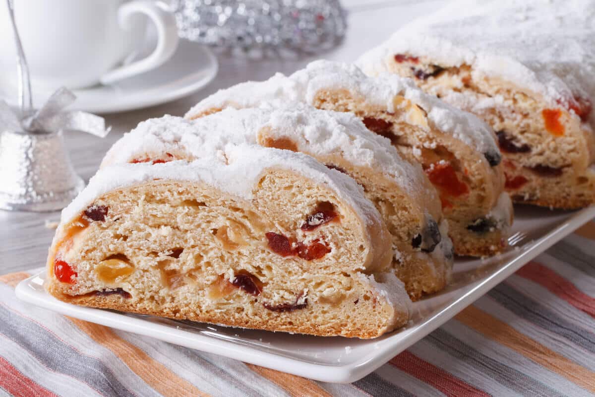 Stollen Weihnachtskuchen mit Rum