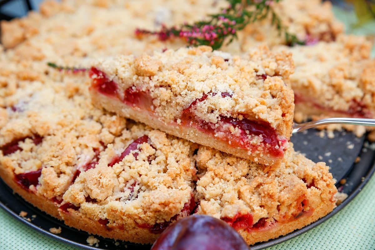 Streuselkuchen mit Pflaumen