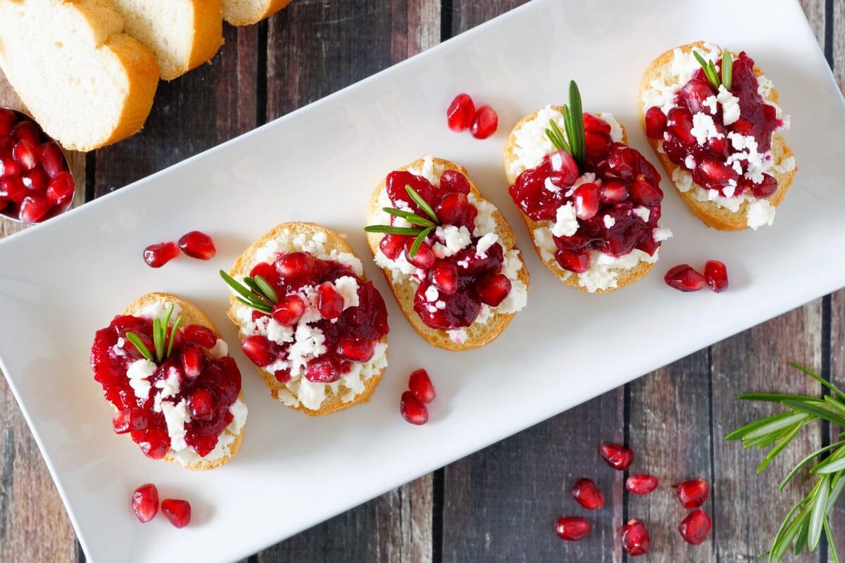 Süße Bruschetta mit Feta