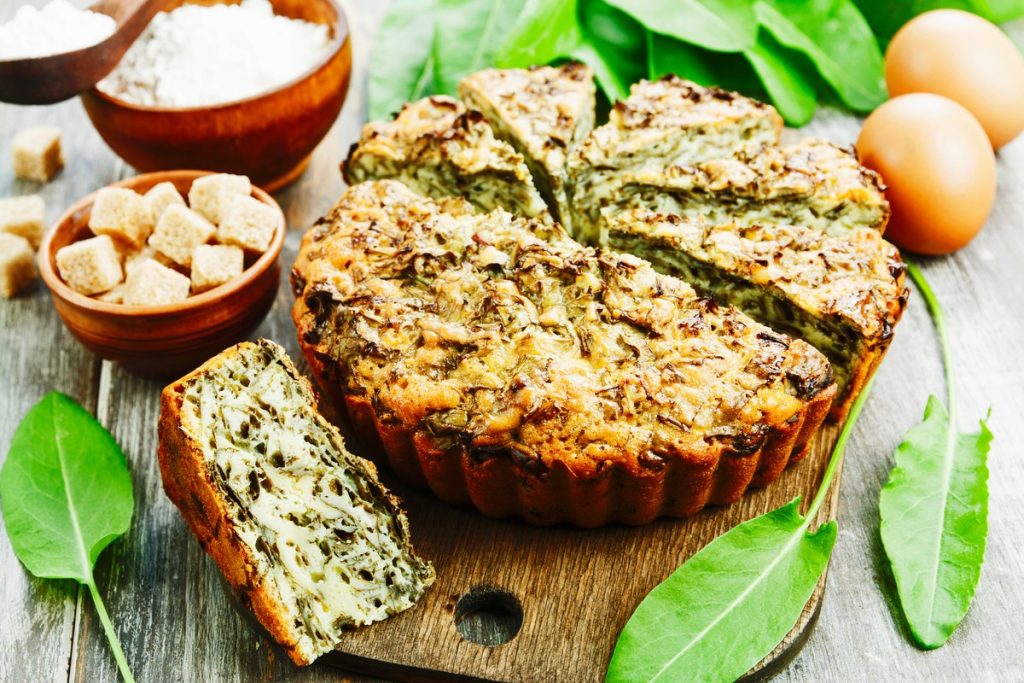Süßer Rührteigkuchen mit Sauerampfer