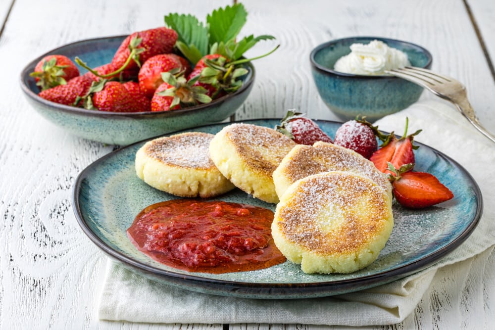 Syrniki Quark Pfannkuchen aus Hüttenkäse